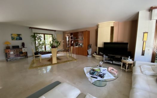 VILLA CONTEMPORAINE