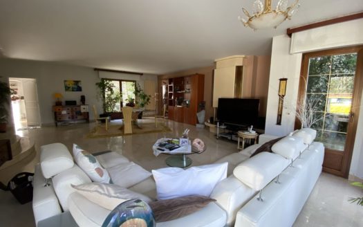 VILLA CONTEMPORAINE