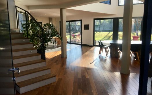 LE RAINCY VILLA CONTEMPORAINE