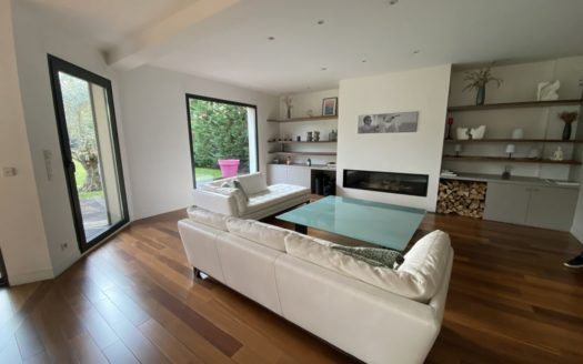 LE RAINCY VILLA CONTEMPORAINE