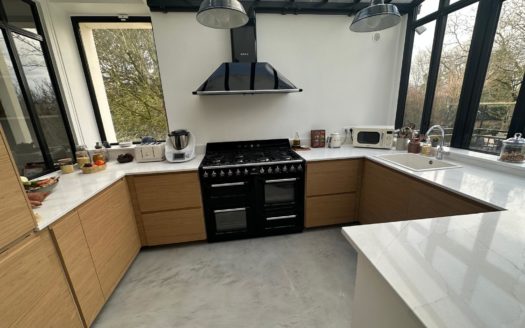 LE RAINCY – PROPRIETE DE CARACTERE